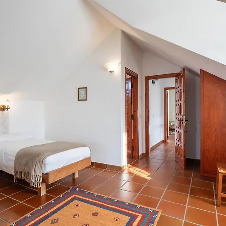 Bed & Breakfast Casa Rectoral Doble 3 3*